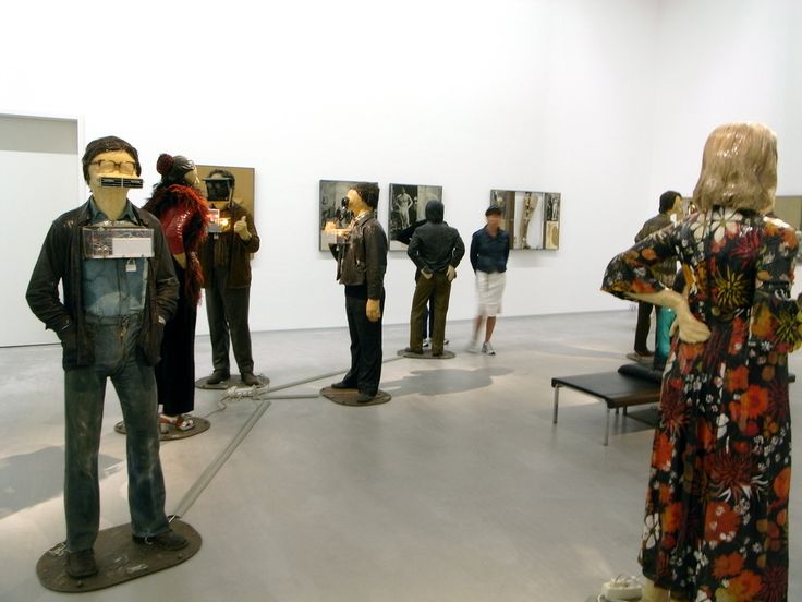 Edward Kienholz: The Art Show 1963 - 1977 (Berliner Künstlerprogramm & Centre Pompidou, 1977)